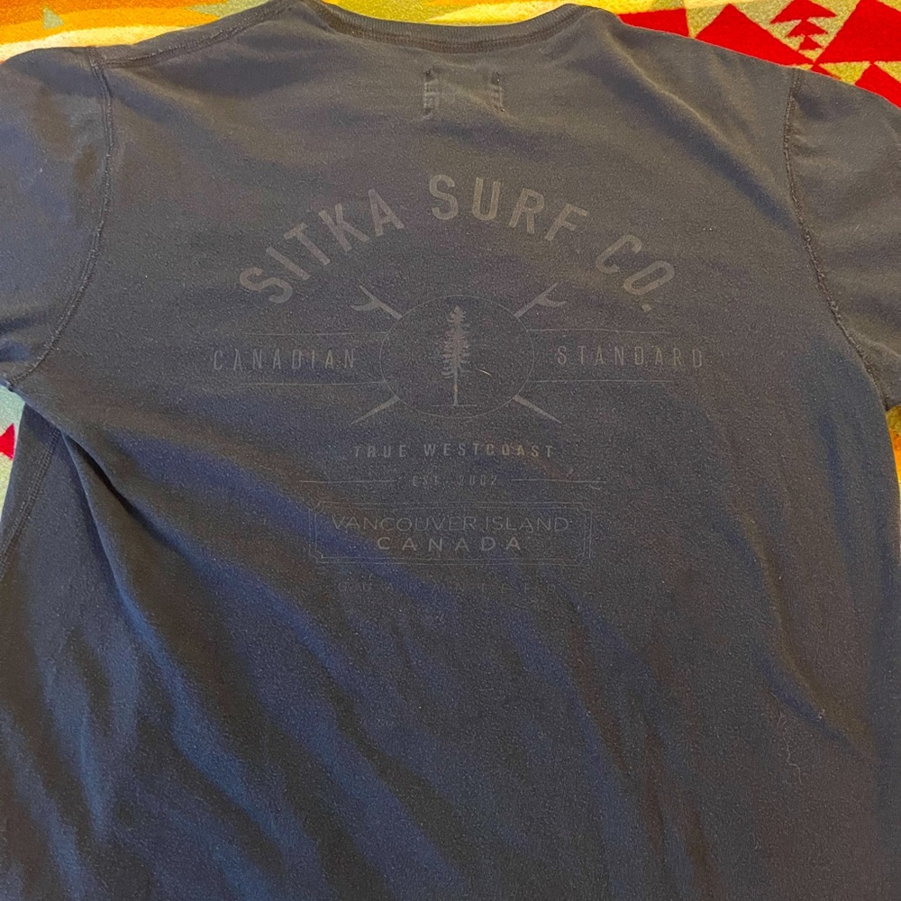 Sitka Surf Co T shirt Mens medium
